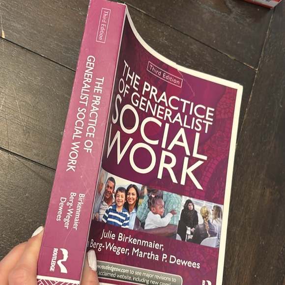 The Practice of Generalist Social Work - Third Edition - Picture 3 of 5